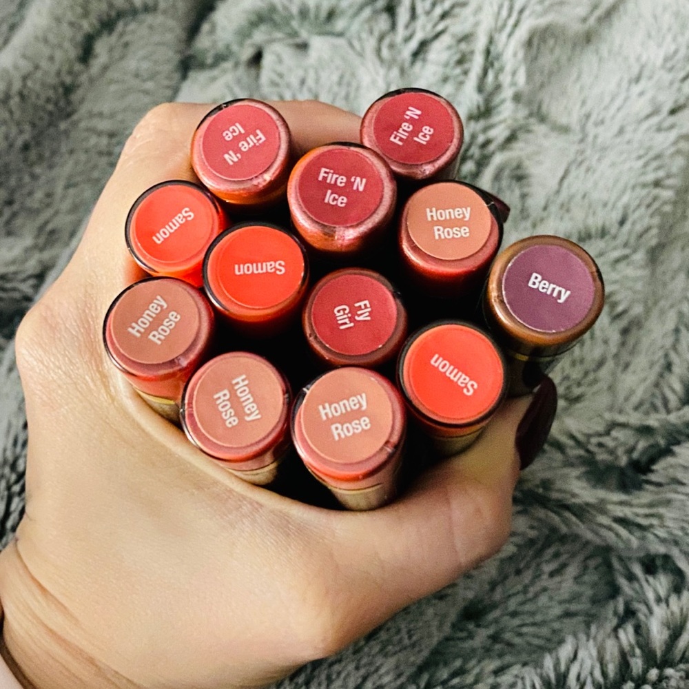 LipSense Stock - Moving Sale!